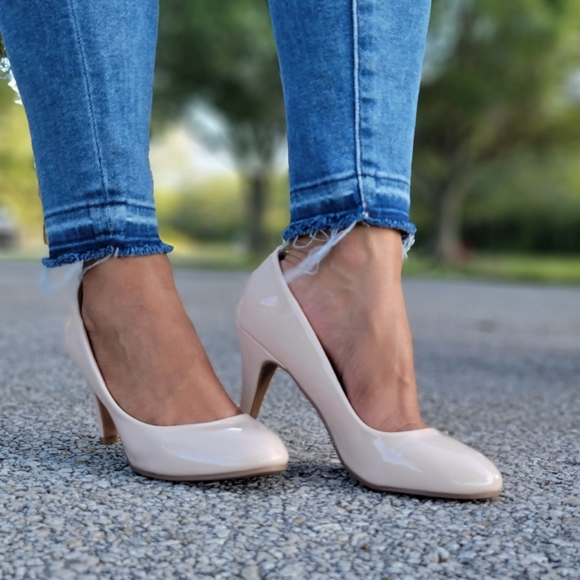 Women's PAT Nude Round Toe Low Heel Pumps Office Shoes - Picture 2 of 7
